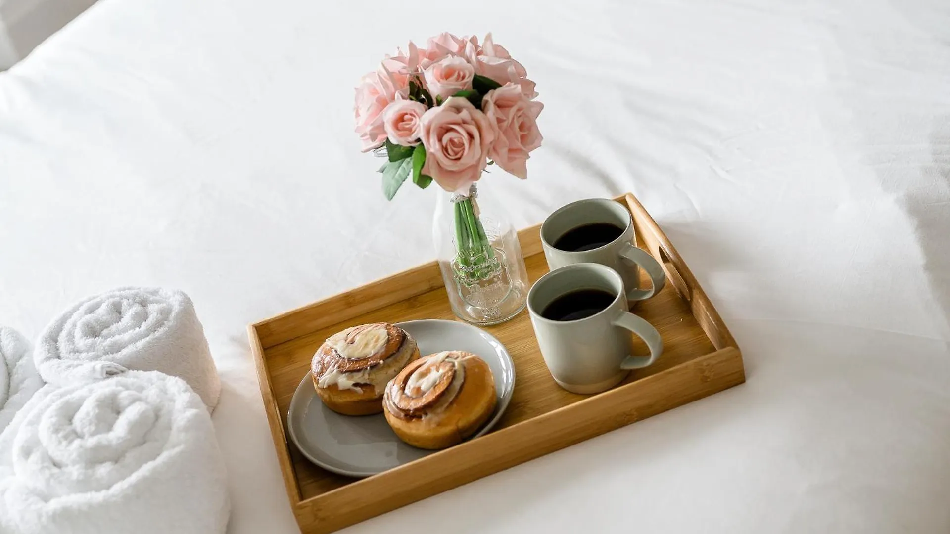Pass The Keys Picture Perfect Haven In Didsbury Village - Free Parking & Ev Station Manchester Holiday home