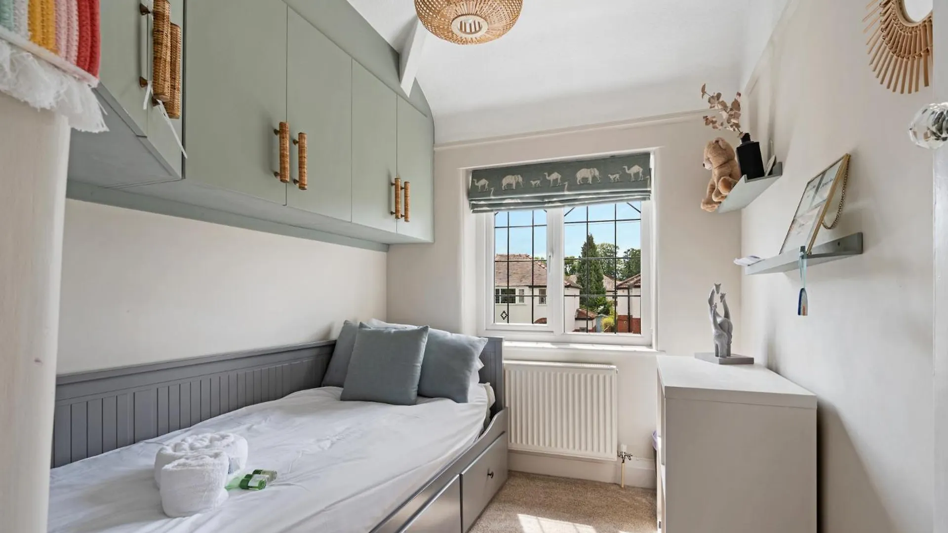 Holiday home Pass The Keys Picture Perfect Haven In Didsbury Village - Free Parking & Ev Station Manchester